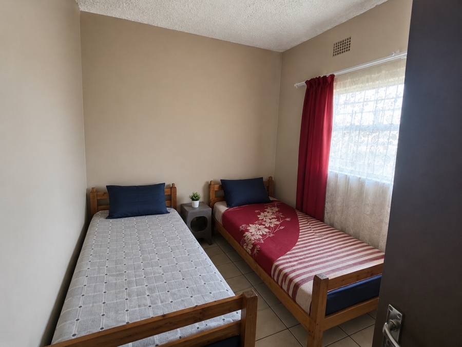 2 Bedroom Property for Sale in Quigney Eastern Cape